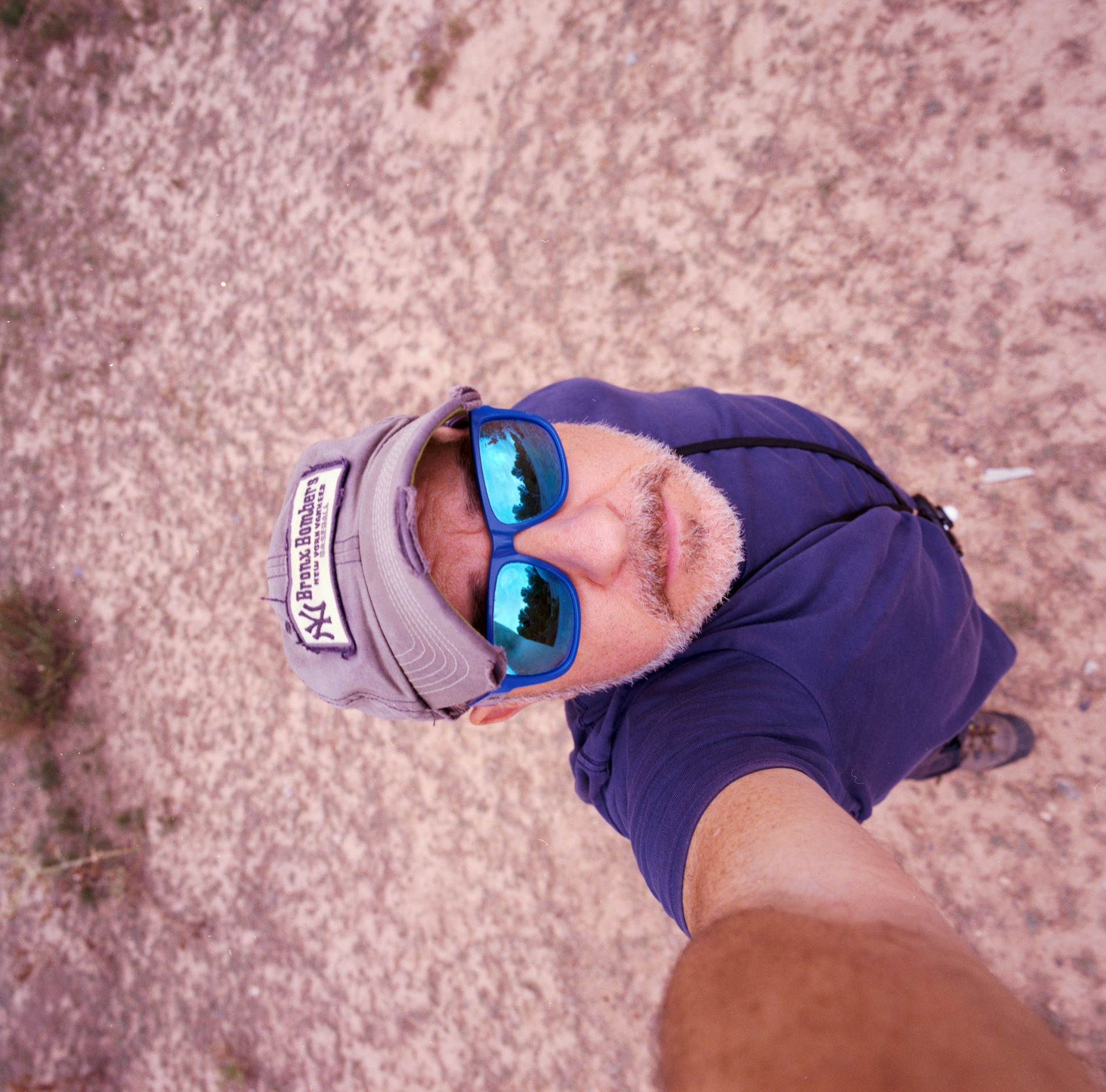 Autorretrato cenital. Ricardo Alcácer. Preservación geométrica e identidad de autor en campo — Protocolo AgXfile